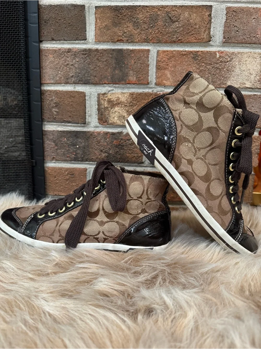 Coach Brown Signature High-Top Lace-up Sneakers Sz 7.5B